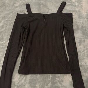 Elegant Black Off-Shoulder Ribbed Top